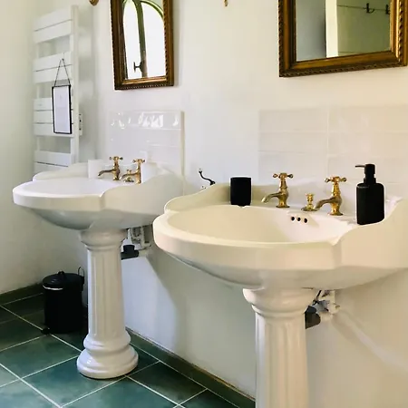 La Demeure Guest house